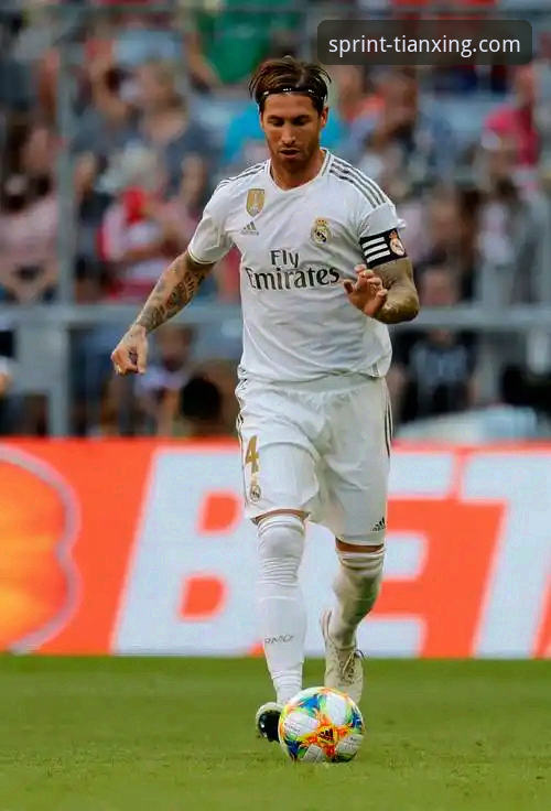 皇马复仇之战深度解析：从战术博弈到赛场风波，天行体育赛事分析如何洞察关键转折